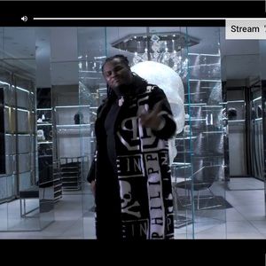 Meet your Posher, Manuel